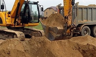Выкопать яму экскаватором в Ухте от 949 руб. - 2Землекопа-Хта